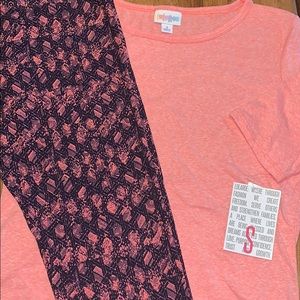 OUTFIT!!!!! LuLaRoe GiGi Top and OS Leggings